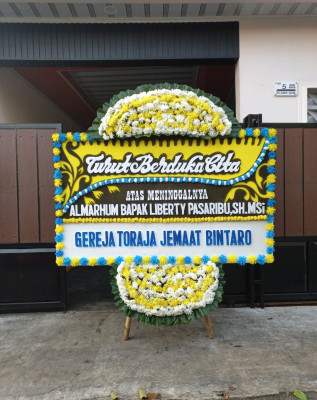 Papan Bunga Duka di Maba