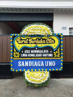 Papan Bunga Duka di Maba